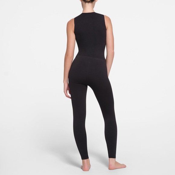Skims Recycled Nylon Zip Front Contour Lounge Catsuit Jumpsuit NWOT RARE Black - Picture 2 of 6